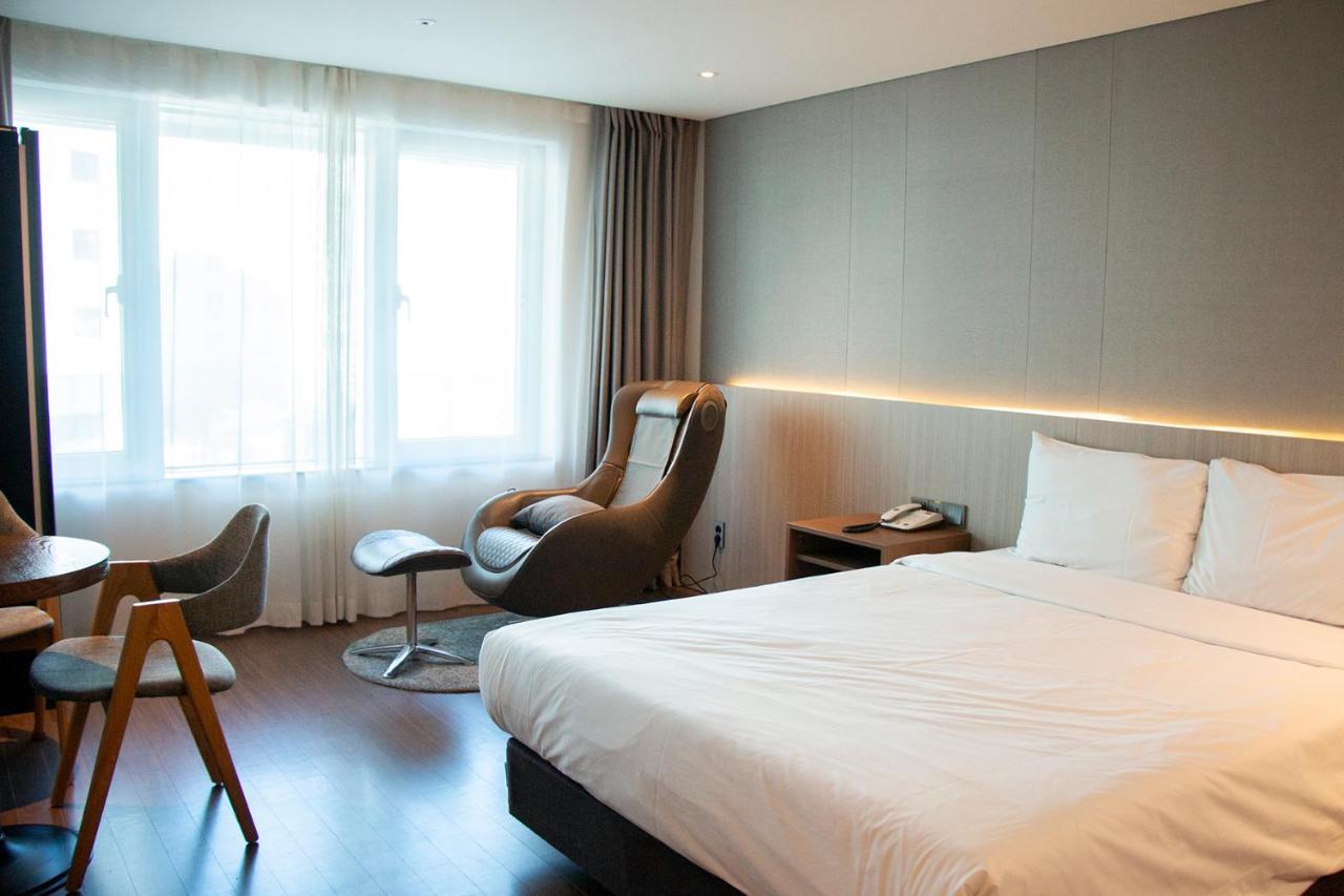 The First70 Hotel Seogwipo Exterior foto
