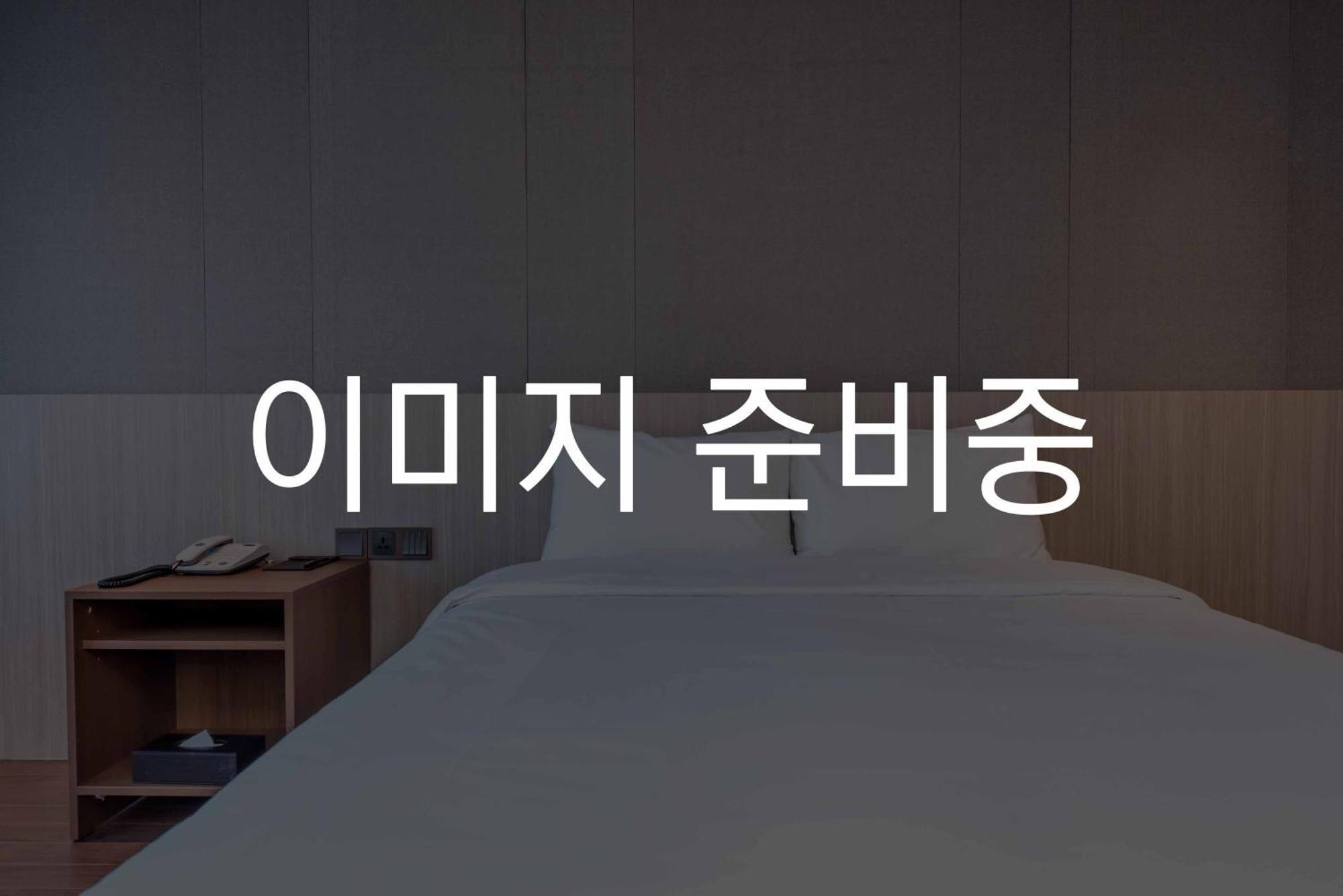 The First70 Hotel Seogwipo Exterior foto